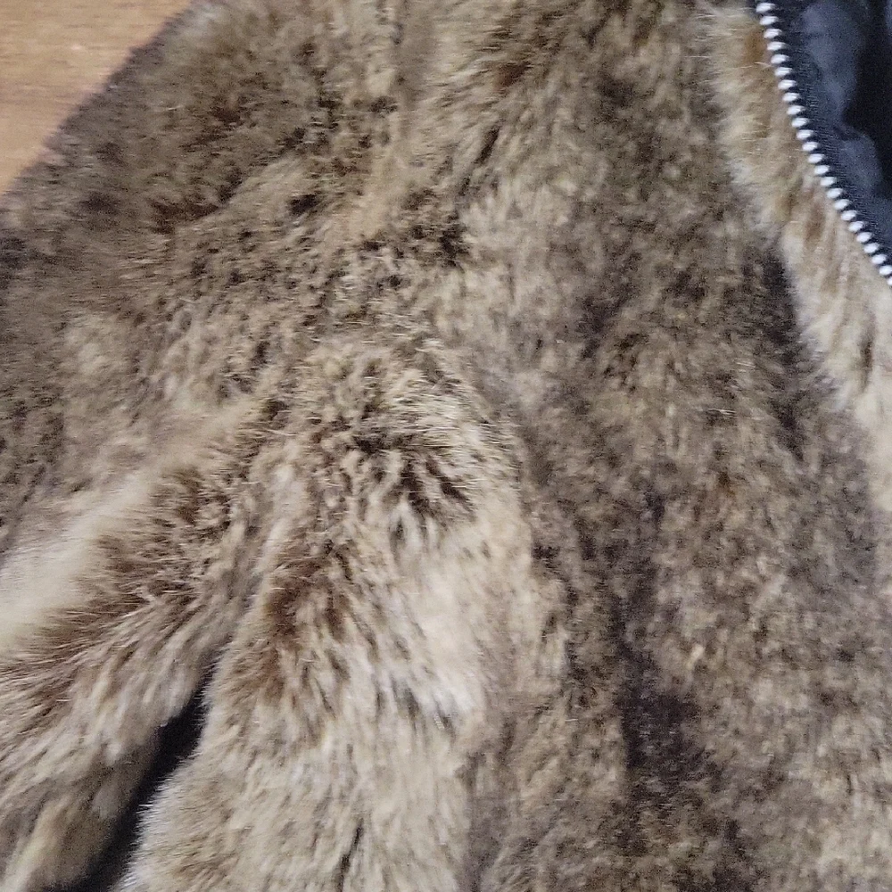 H&M Faux Fur Jacket - Picture 3 of 9